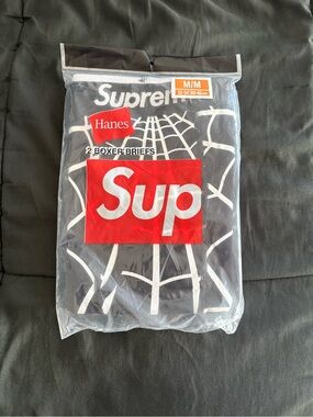 Supreme x Hanes Boxer Briefs